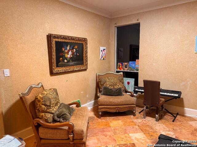 Image 15 of 31 For 24635 Kemper Oaks