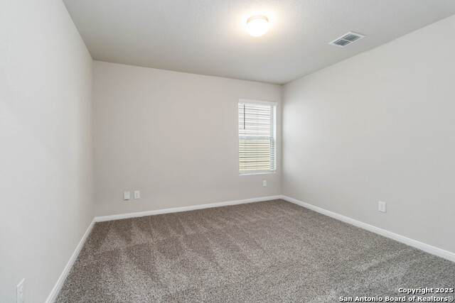 Listing photo id 23 for 5206 Halite