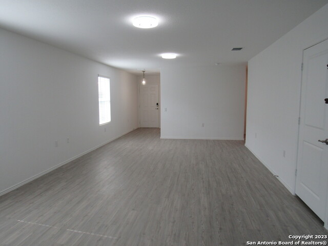 Image 6 of 23 For 10102 Ana Heights