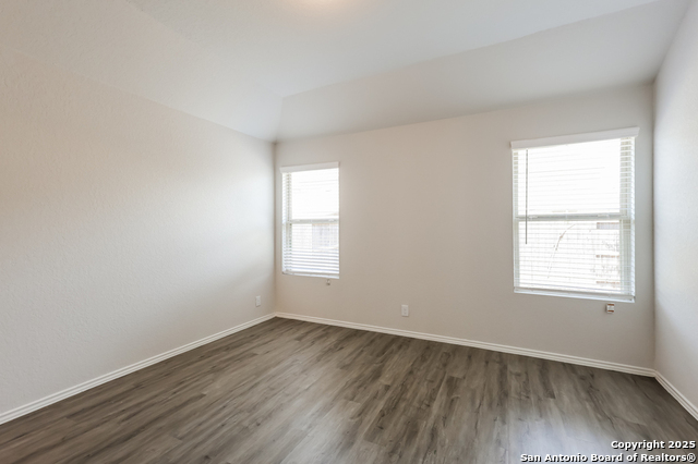 Listing photo id 7 for 10356 Green Branch