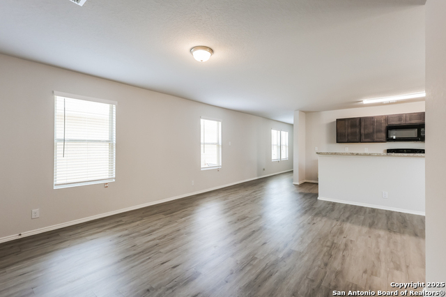 Image 4 of 16 For 5314 Freshwater Way