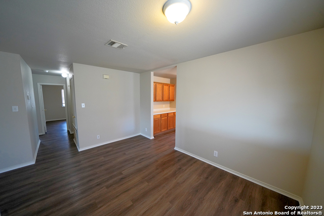 Image 15 of 37 For 4039 Mistflower