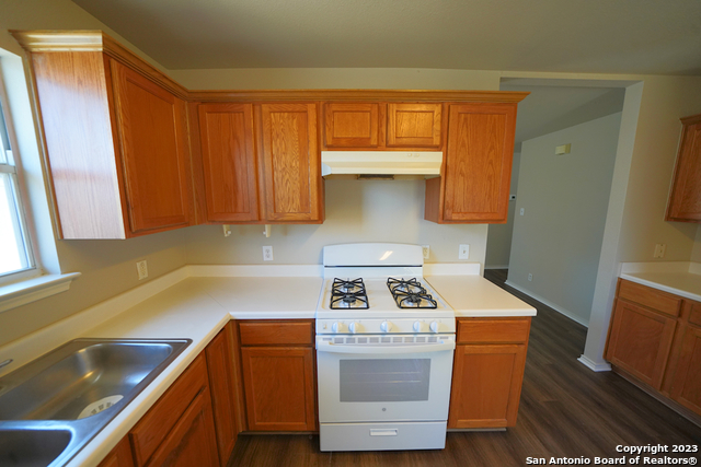 Image 18 of 37 For 4039 Mistflower