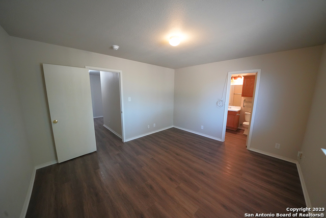 Image 23 of 37 For 4039 Mistflower