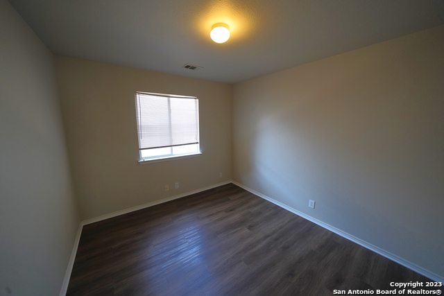 Image 26 of 37 For 4039 Mistflower