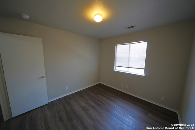 Image 27 of 37 For 4039 Mistflower