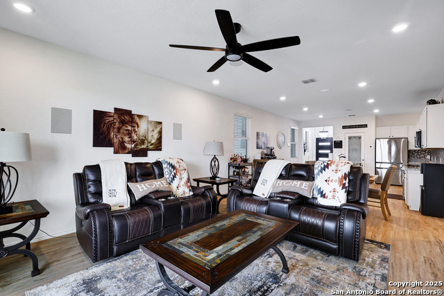 Image 9 of 25 For 4115 Winchester Cove