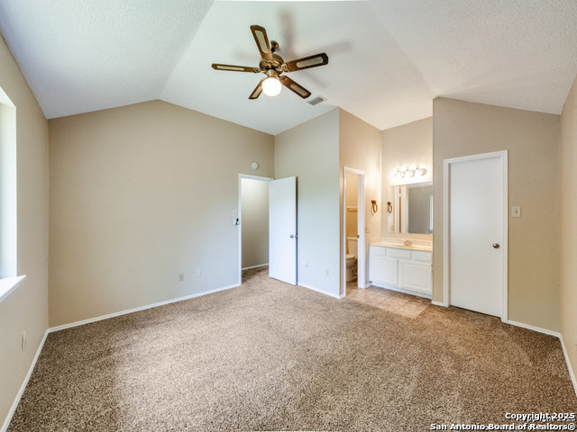 Listing photo id 16 for 6514 Spanish Earth
