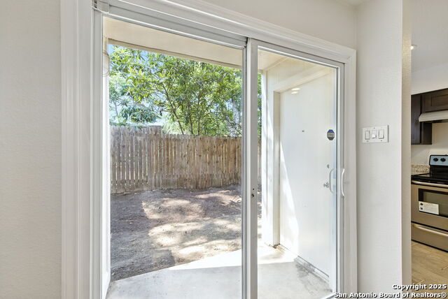 Image 15 of 27 For 100 Lorenz Rd  1502