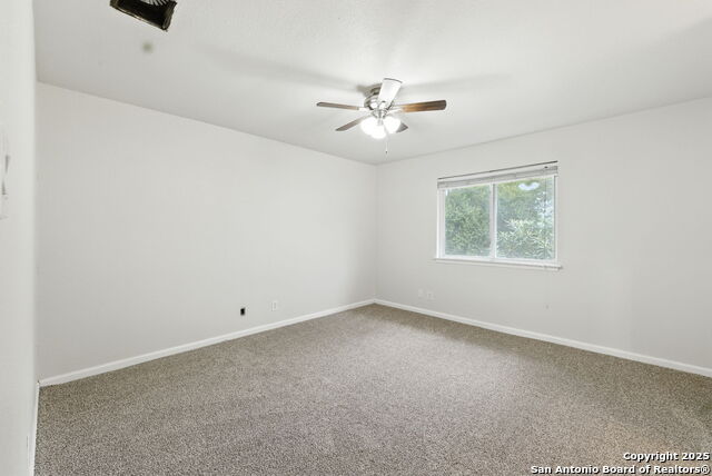 Image 18 of 27 For 100 Lorenz Rd  1502