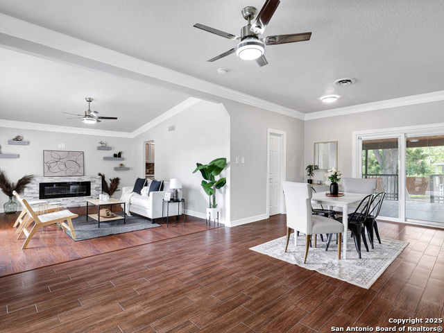 Image 11 of 38 For 2735 Marlborough Dr N