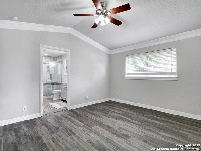 Image 18 of 38 For 2735 Marlborough Dr N