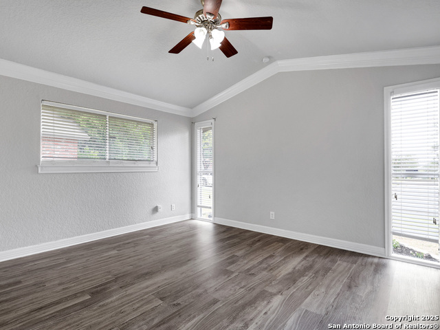 Image 23 of 38 For 2735 Marlborough Dr N