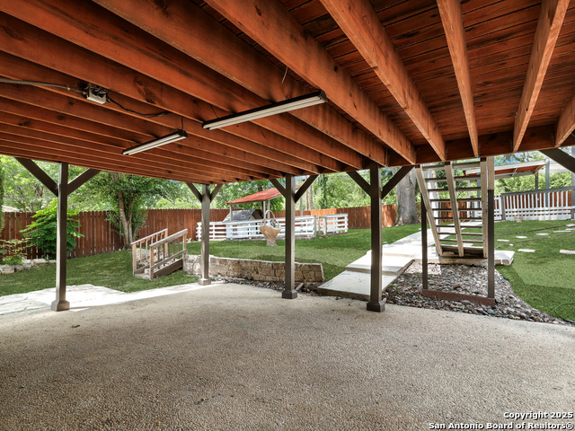 Image 32 of 38 For 2735 Marlborough Dr N