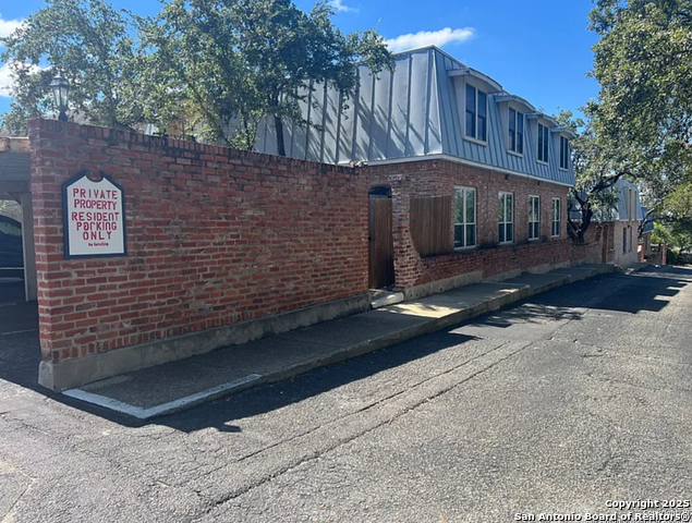 Image 2 of 31 For 6718 Callaghan Road 315