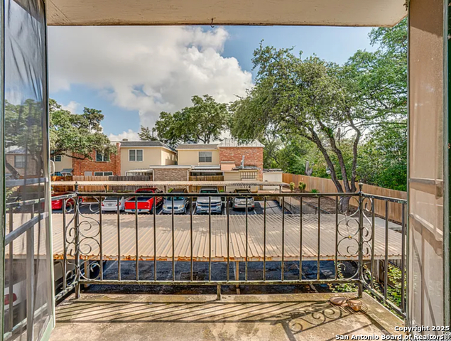 Image 22 of 31 For 6718 Callaghan Road 315