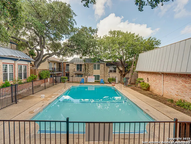 Image 25 of 31 For 6718 Callaghan Road 315