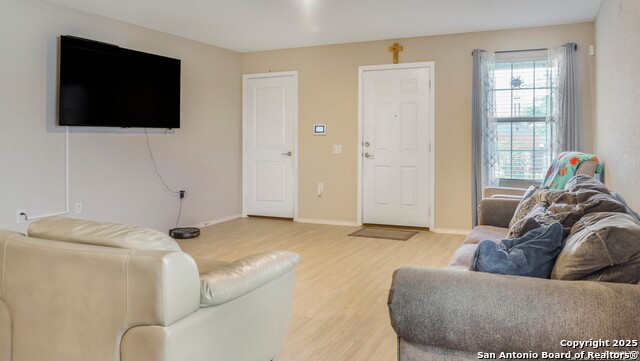 Image 5 of 20 For 7207 Rosada