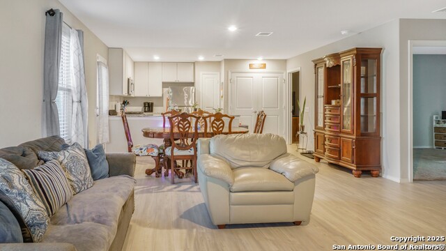 Image 6 of 20 For 7207 Rosada