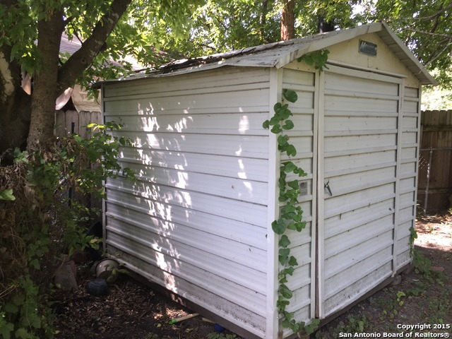 Image 3 of 14 For 3402 Maywood Dr