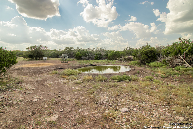 Image 18 of 88 For 9495 Morales Ln