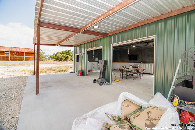 Image 24 of 88 For 9495 Morales Ln