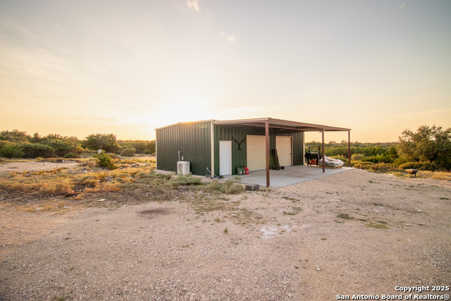 Image 7 of 88 For 9495 Morales Ln