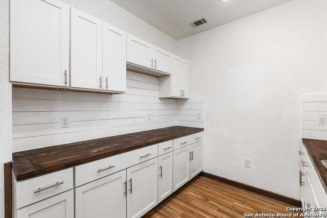 Image 11 of 34 For 10235 Old Corpus Christi