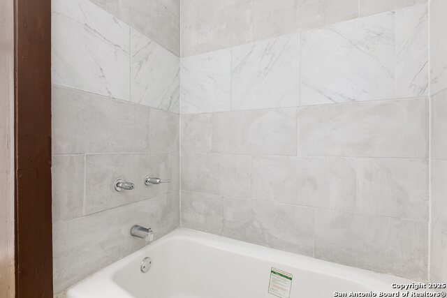 Image 20 of 34 For 10235 Old Corpus Christi