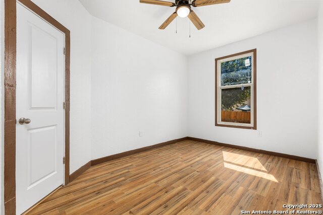 Image 21 of 34 For 10235 Old Corpus Christi