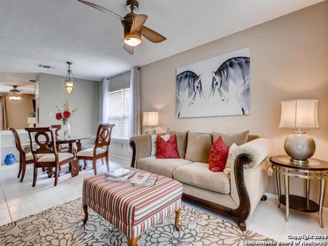 Listing photo id 2 for 16639 Calico Creek Dr