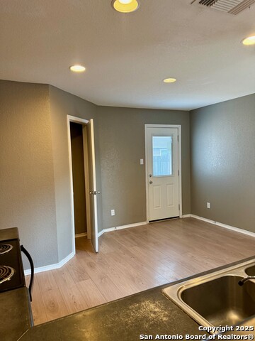 Image 6 of 18 For 2250 Sundrop Bay