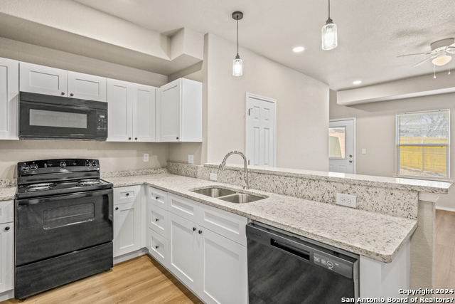 Image 5 of 23 For 7116 Georgeann Dr  102