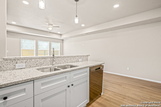 Image 6 of 23 For 7116 Georgeann Dr  102