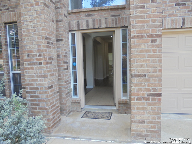 Image 3 of 22 For 20531 Cliff Park