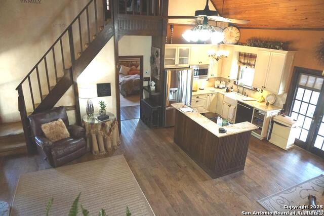 Image 29 of 61 For 5150 Laurie Michelle