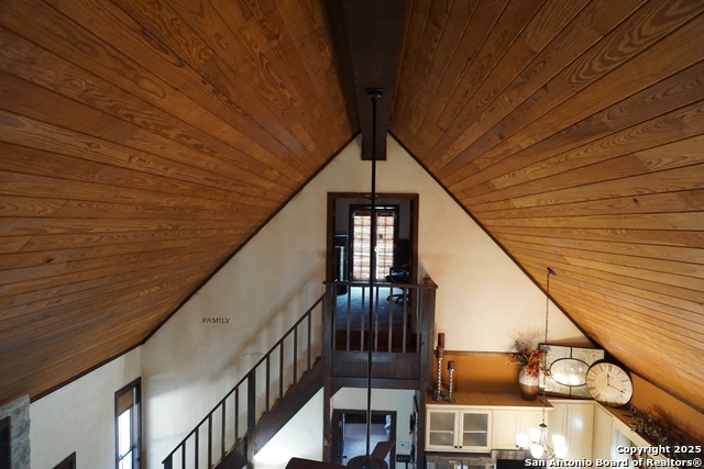 Image 35 of 61 For 5150 Laurie Michelle