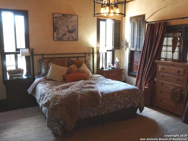 Image 36 of 61 For 5150 Laurie Michelle