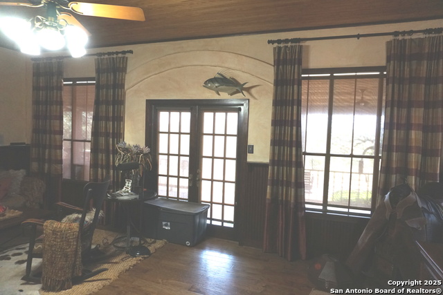 Image 53 of 61 For 5150 Laurie Michelle