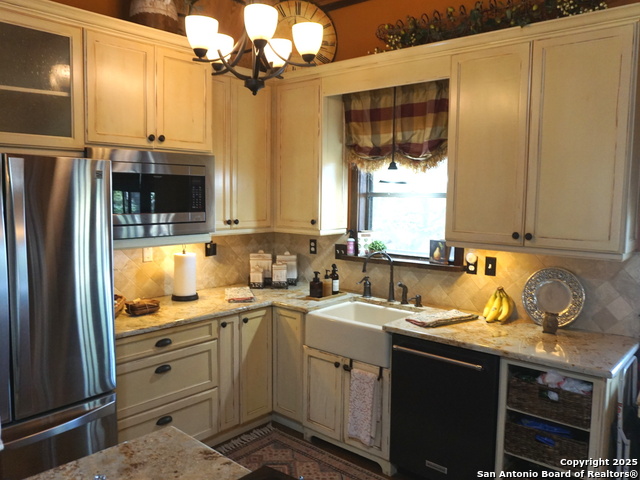 Image 60 of 61 For 5150 Laurie Michelle