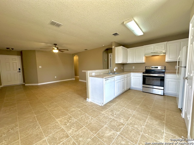 Image 3 of 14 For 11526 Country Canyon