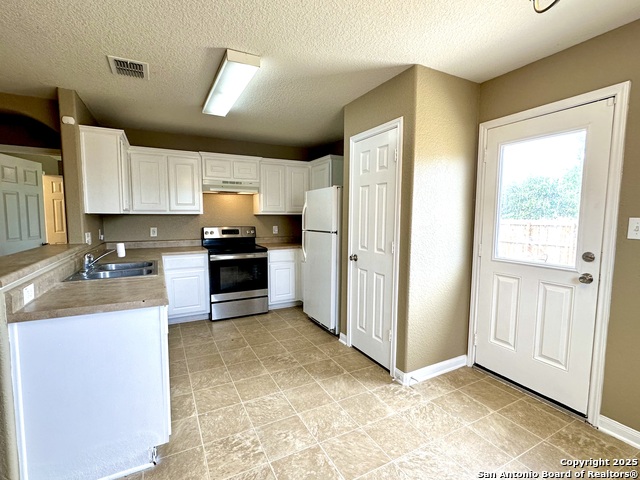 Image 4 of 14 For 11526 Country Canyon