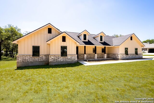 Image 3 of 42 For 281 Cibolo  