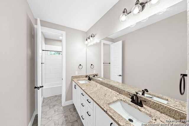 Image 33 of 42 For 281 Cibolo  