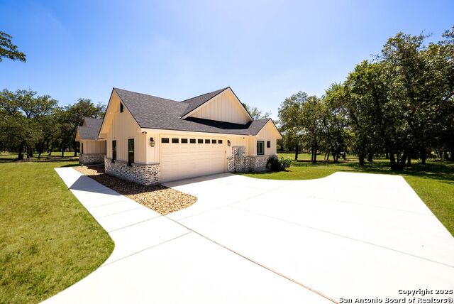 Image 5 of 42 For 281 Cibolo  
