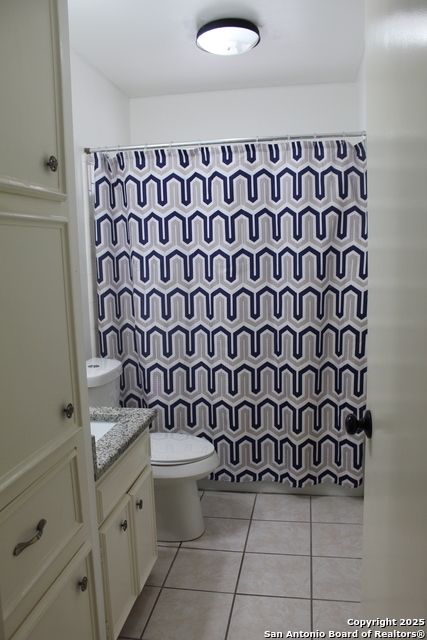 Image 19 of 31 For 14202 Light Bend