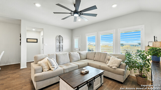 Image 13 of 45 For 1741 James St