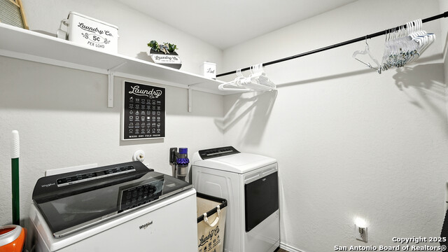 Image 39 of 45 For 1741 James St