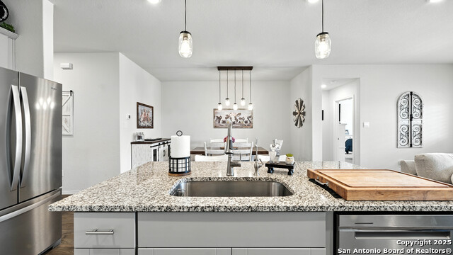 Image 4 of 45 For 1741 James St