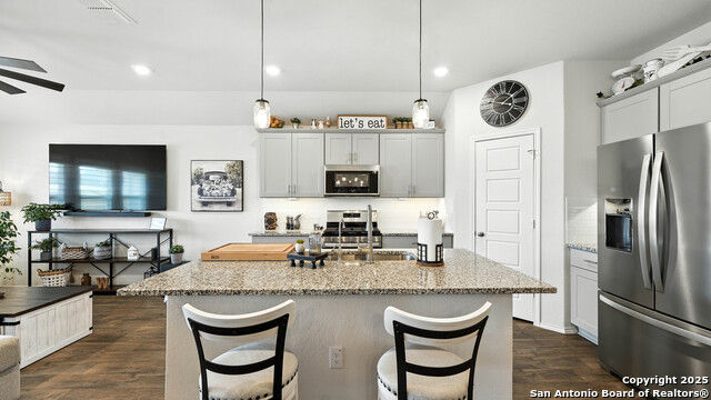 Image 6 of 45 For 1741 James St